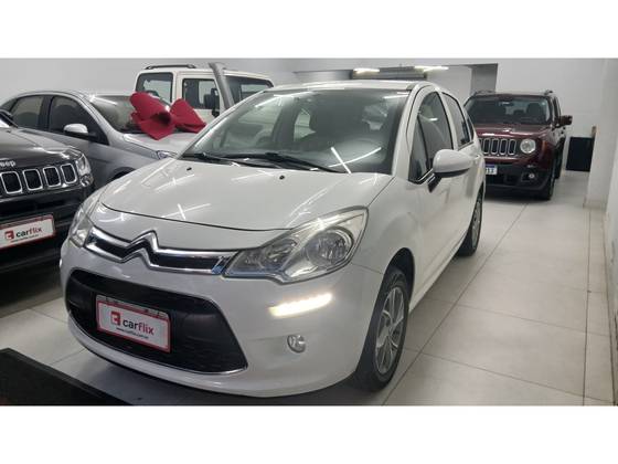 CITROËN C3 1.5 ATTRACTION 8V FLEX 4P MANUAL CITROËN C3 1.5 ATTRACTION 8V FLEX 4P MANUAL